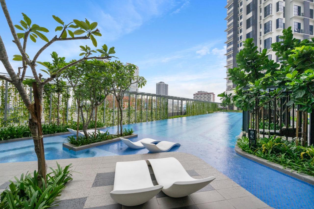 Highpark Suites In Petaling Jaya, Kelana Jaya By Plush Kampong Baharu Sungai Way 外观 照片